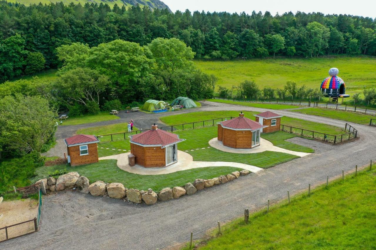 Waterfall Caves Turn-Around-Houses Villa Limavady Eksteriør bilde