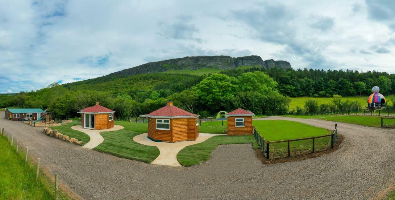 Waterfall Caves Turn-Around-Houses Villa Limavady Eksteriør bilde